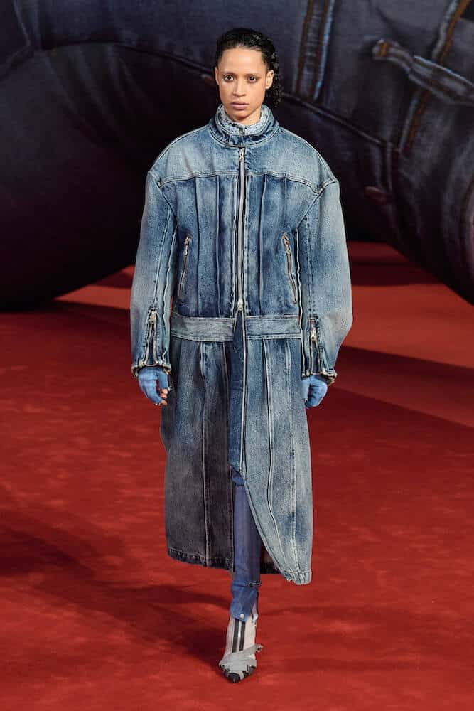 Diesel: Ready-To-Wear AW22 - 10 Magazine